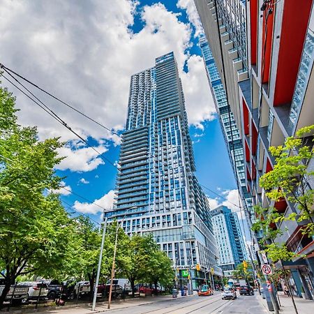 Luxury 2 Bedroom Condo High Floor Close To Eaton Center Toronto Eksteriør billede